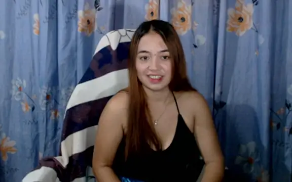 urlover_mae26 webcam