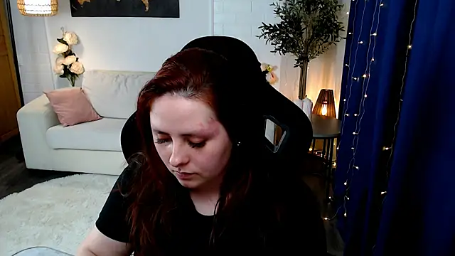 Hennessy_bunny webcam