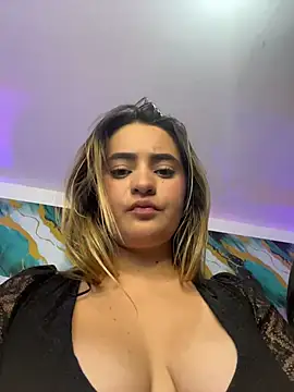 Antonella_Julieta webcam