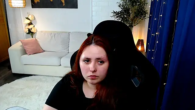 Hennessy_bunny webcam