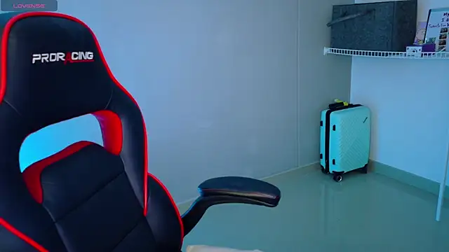 samantha_tattu webcam