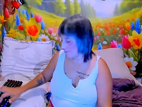 indianroxy webcam