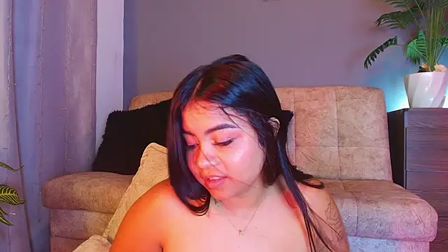 jade_brunnette webcam