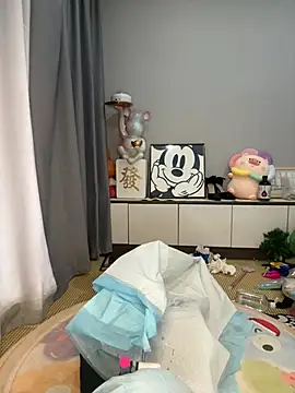 美女taozi18在线直播