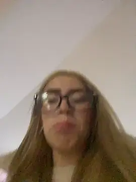 PrettyAshley_ webcam