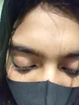 Disha_Nur0 webcam