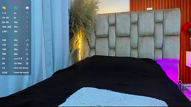 whitney_white_ webcam