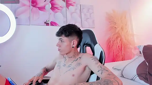 Tommy_valverde webcam