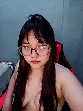 _WetKittyPussy_sw816 webcam