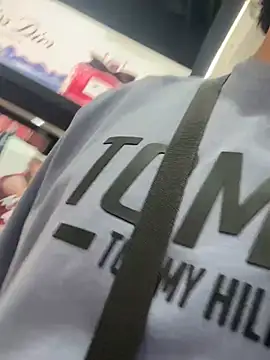 lindaandtony Live Webcam on Stripchat