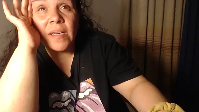 agathamiller01 webcam