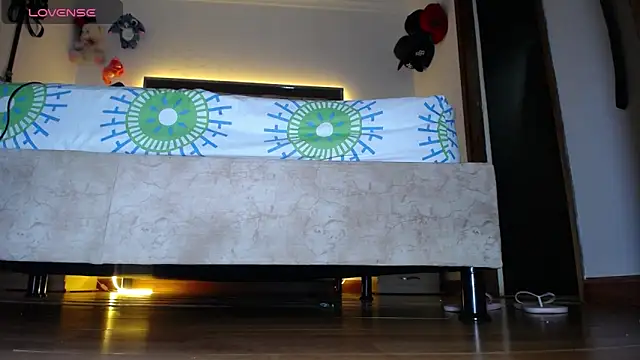 tiffany__pink webcam