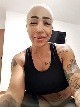 Alison_fitness webcam