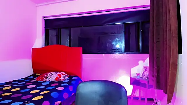 Britany_montiel webcam