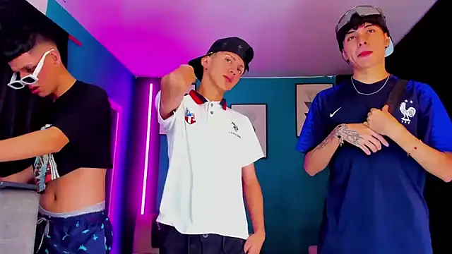 Marcus_and_Tony webcam