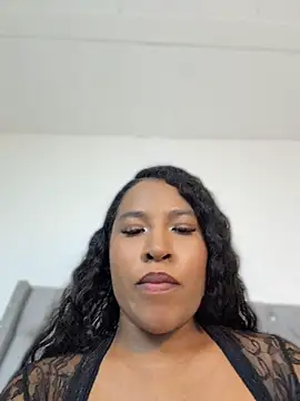 izzybelmonth12 webcam