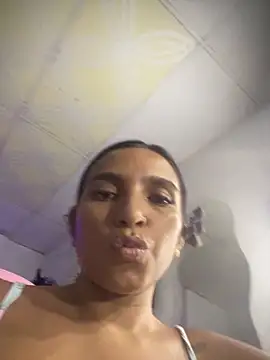 Blowjob-Queen_ webcam