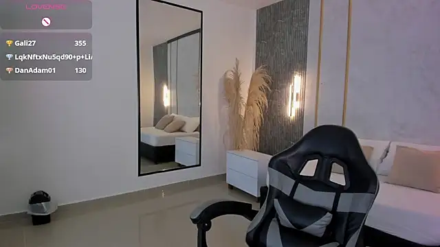 alana_dantes_ webcam