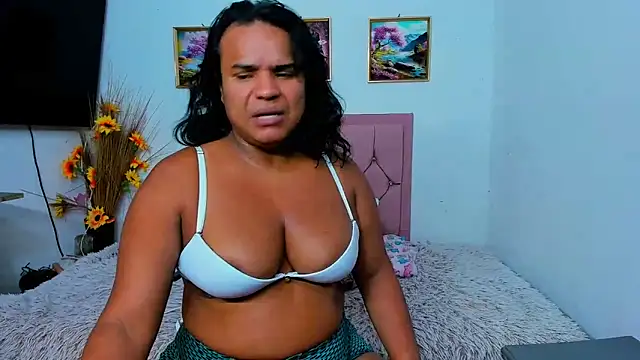 lucianabigcockxx webcam