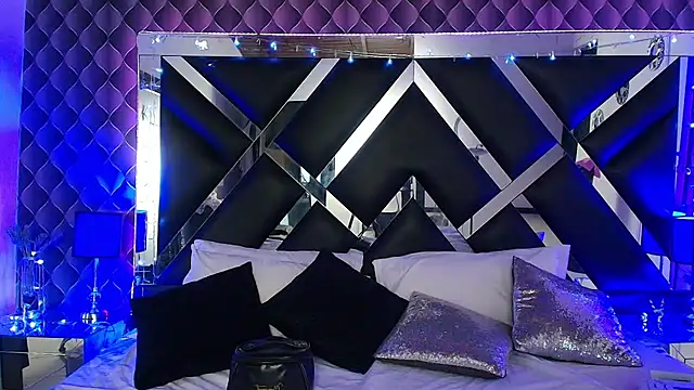 victoriaa_lee_ webcam