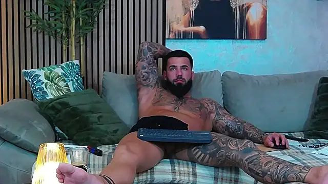 masterkingofmusclee webcam