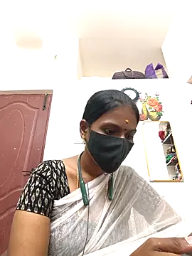 Tamil_Yalini12 webcam