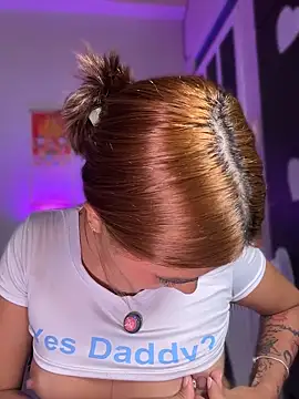 emilysofiia - Emilysofiia's free webcam - UK Sex Cams