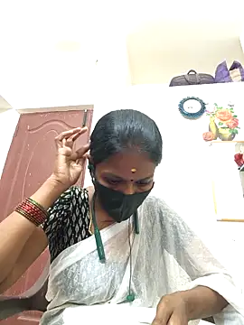 Tamil_Yalini12 webcam