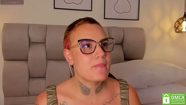 susan-sweet-7 - Susan-Sweet-7's free webcam - UK Sex Cams