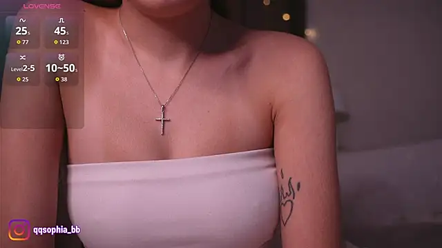 erinlewist - ErinLewist's free webcam - UK Sex Cams