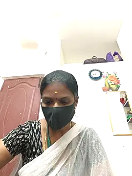 Tamil_Yalini12 webcam