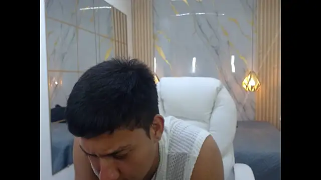 dominantboy4 - DominantBoy4's free webcam - UK Sex Cams