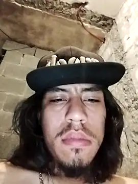 AlexAlejandro13 webcam