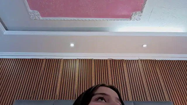 VictoriaKyros webcam