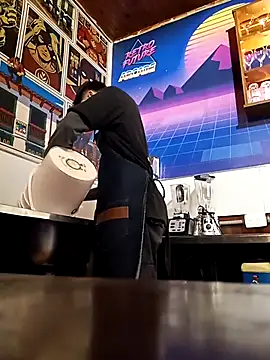 blackninja66 (M young) - CUM SHOW BARISTA