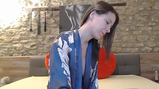 naschkatze01 (F milf) - Oil Show + fingern