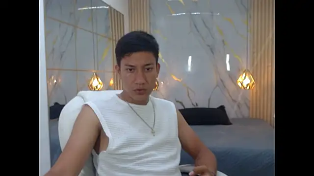 dominantboy4 (M twink) - cum show