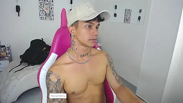 Leonard_Price webcam