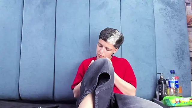 Megan_Thompson_ webcam