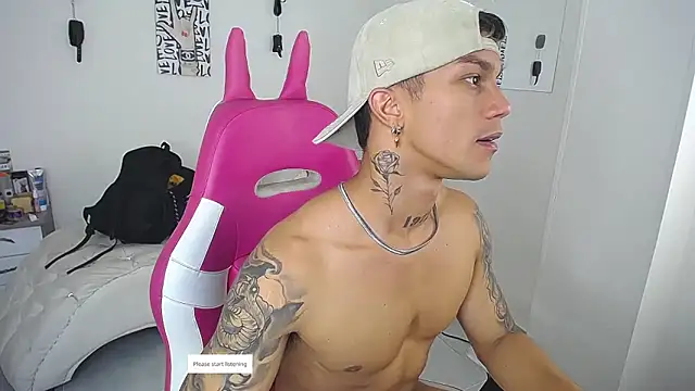 Leonard_Price webcam