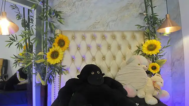 littleejaz (F teen) - oil in tits