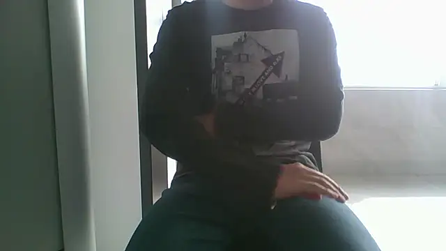 nole_china7 (Ask my age) - talk / fun / cum