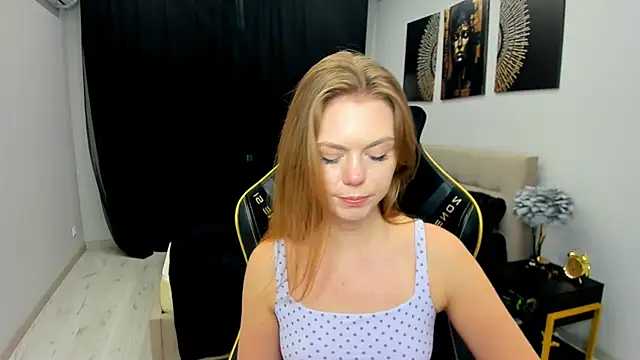 strawberrye - Strawberrye's free webcam - UK Sex Cams