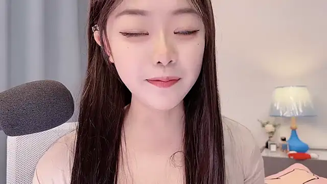 美女smalldaisy在线直播