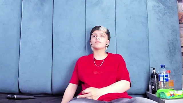 Megan_Thompson_ webcam