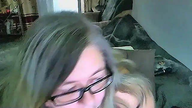 sex2 (F mature) - naked, squirt