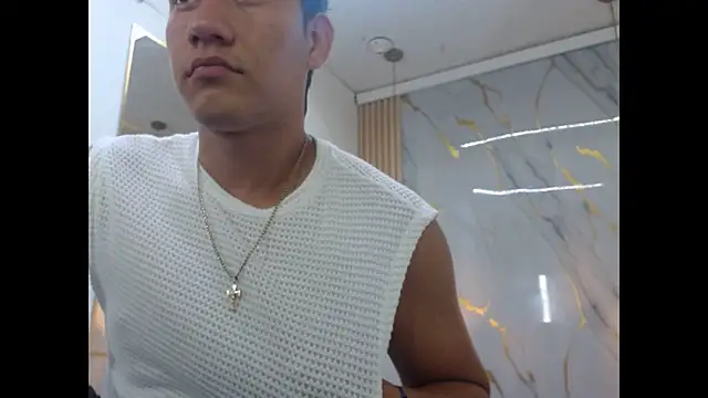 dominantboy4 (M twink) - cum show