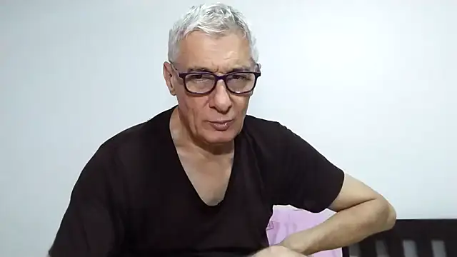 BIGUNCUTHARDCOCK webcam