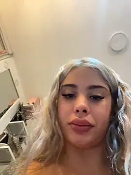 YouCandiSumisa webcam