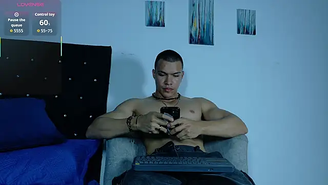 adriel_escalante webcam